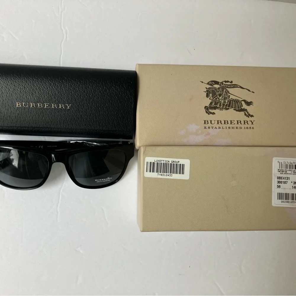 Burberry sunglasses be4131new